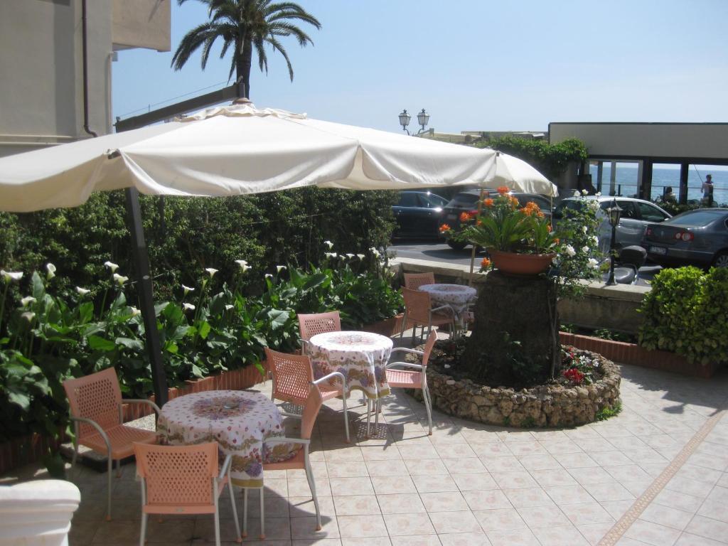 Hotel Villa Igea Alassio Esterno foto