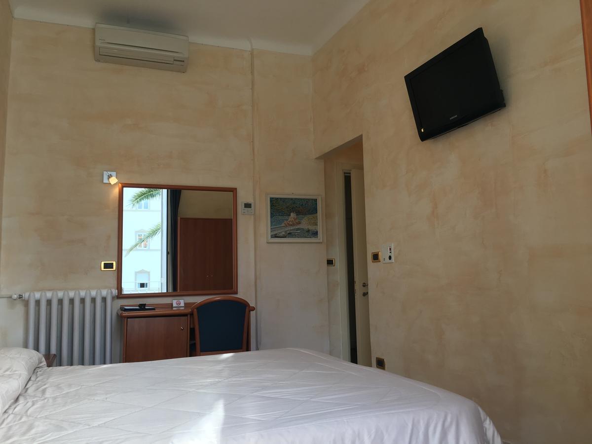 Hotel Villa Igea Alassio Esterno foto
